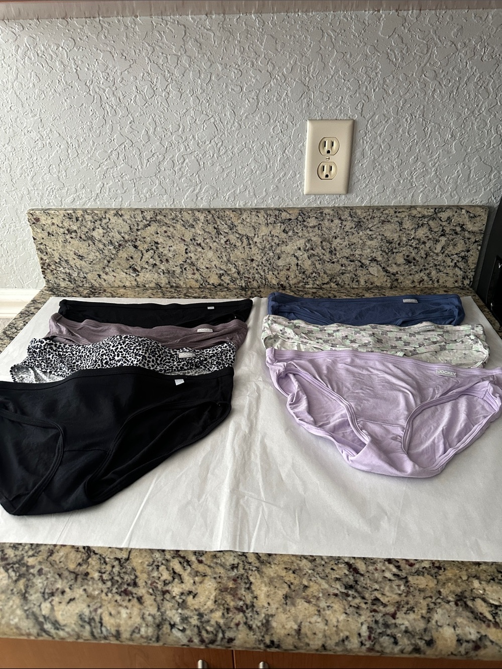 Jockey Bikini Panties in Black, Lilac, Navy & Floral Mix lot of 7 size 5